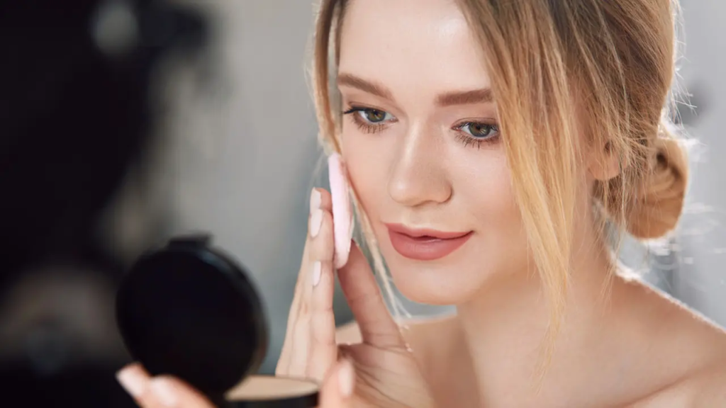 Perbedaan Natural dan Flawless, (Fimela.com).