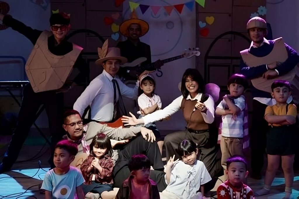 keceriaan anak anak dalam lagu kumpul bocah