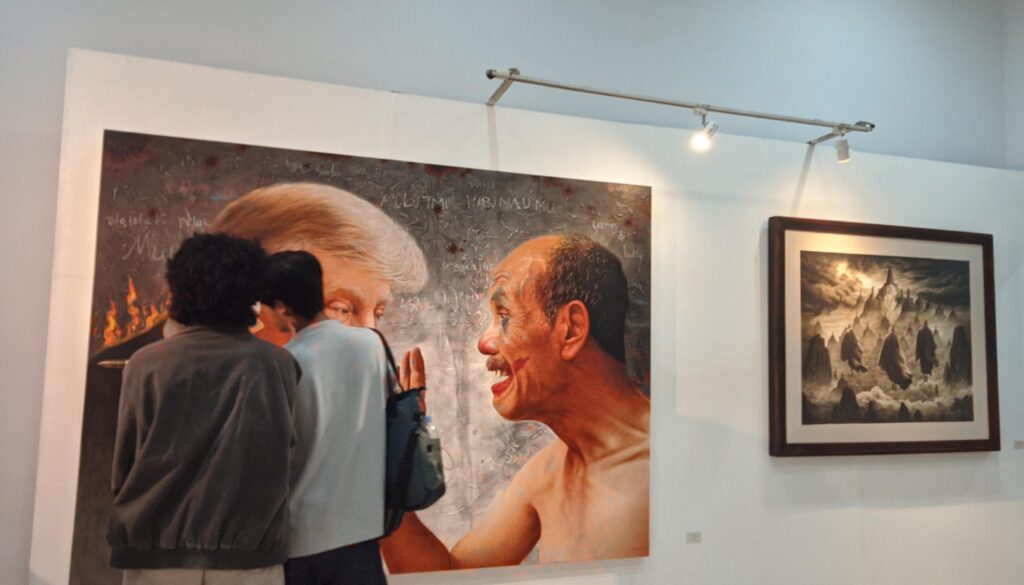 Pemerintah Kota Malang bersama Studio Seni MahWetan secara resmi membuka Pameran Seni Rupa bertajuk Mata Rantai pada Jumat, 2 Mei 2025. Sebagai bagian dari perayaan Hari Ulang Tahun (HUT) ke-111 Kota Malang, Pemerintah Kota Malang, oleh karena itu, mengadakan acara yang meriah dan sarat makna budaya di Graha Tumapel.