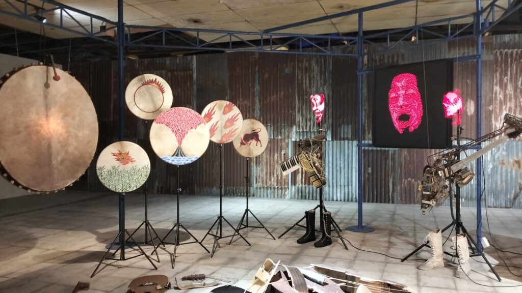 Karya Jompet Kuswidananto tajuk Kiamat Lelucon Pada Zaman Terbuka di ARTJOG, (Creartips).