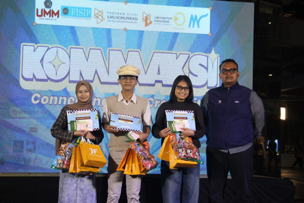 Awarding Night Best Project PR1, AV1, dan JR1 oleh angkatan 2022, (KOMMAKSI 2025). 